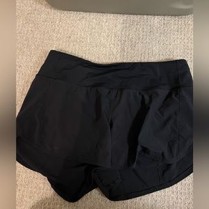 Lululemon Speed Up shorts